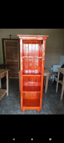Estante de madeira Rústica