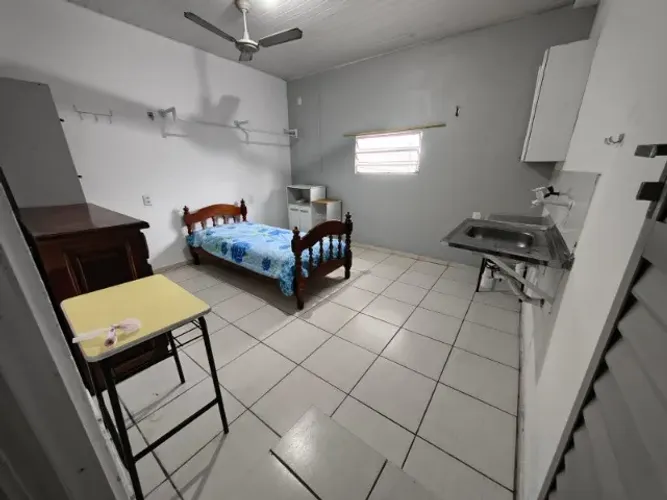 Quarto, no Umarizal, Belém, R$600,00.