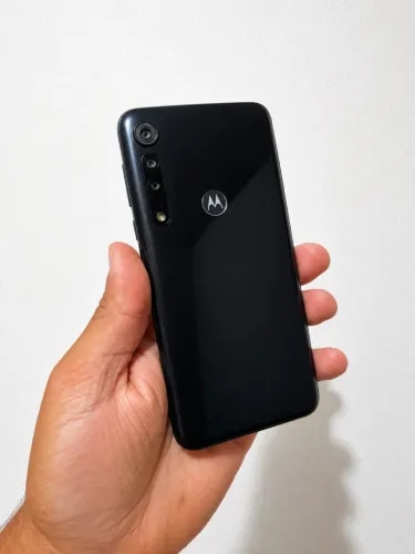Moto one macro