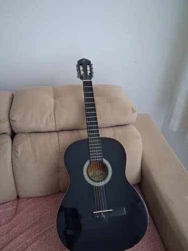 Vendo violão ou troco por caixa amplificada