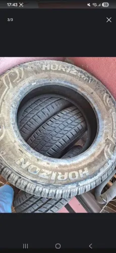 Vendo Jg de Pneu 245/65 R17