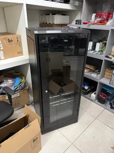 Rack 24U Triunfo