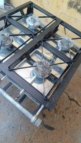 Fogão Industrial 4 Bocas