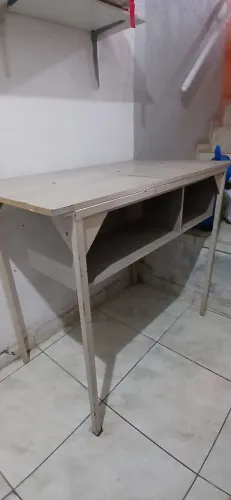 MESA MULTIUSO 