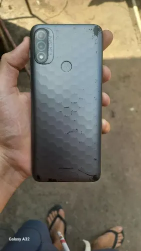 MOTO E20