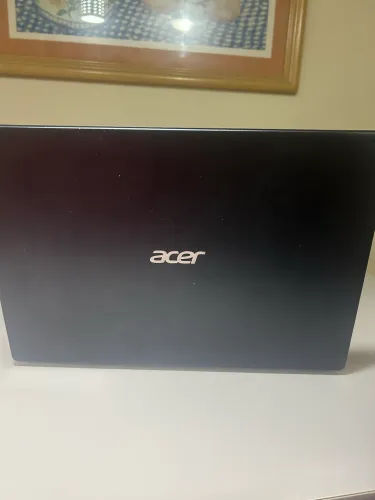 Notebook aspire c/SSD e 8GB RAM no plástico!