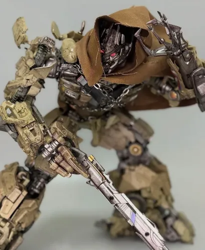 Transformers Megatron DP-01V Dark Side of the Moon novo