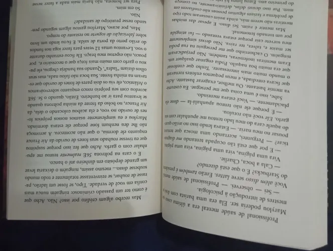 Livro: Férias infernais. Bom Estado 270 páginas
