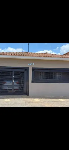 Casa à venda - 320.000,00