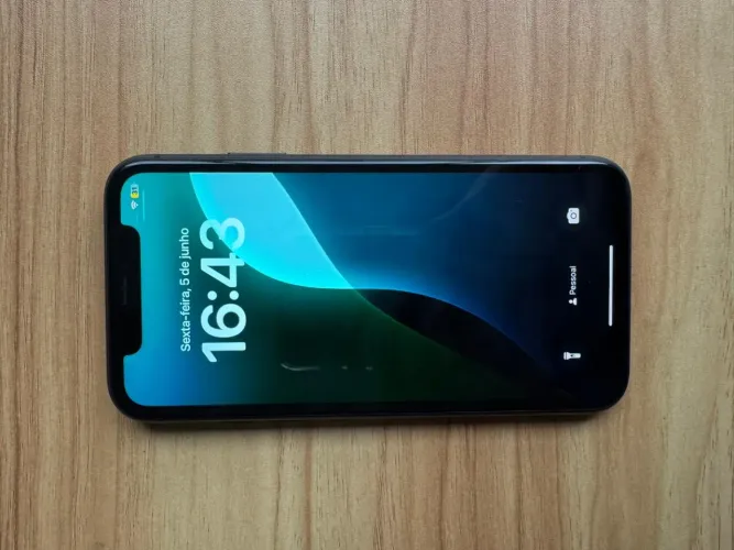 iPhone 11 com Capinha