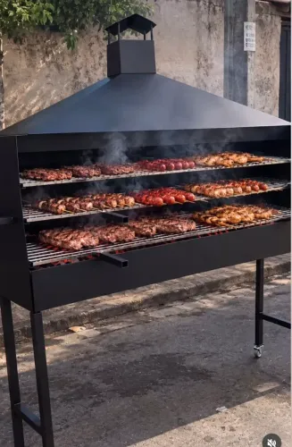 Churrasqueira para espetinho profissional com 1.50 de comprimento.