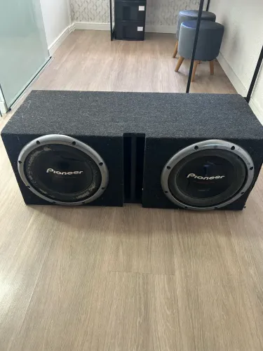 Vendo som automotivo