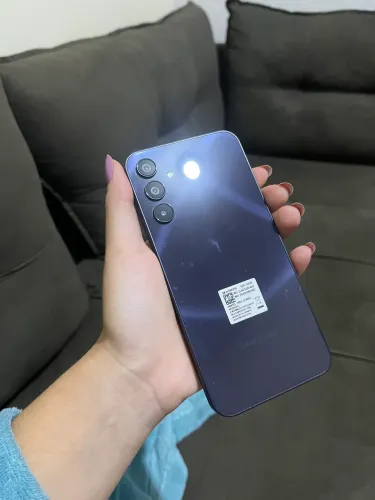 Samsung Galaxy A15 5G - 128 GB | 1 ano de uso