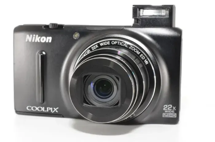 NIKON COOLPIX S9500 MAQUINA FOTOGRAFICA