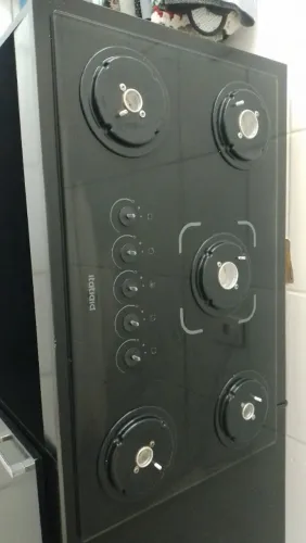 Cooktop itataia com o móvel 