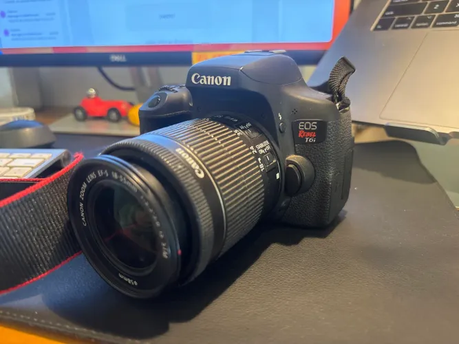 Canon EOS Rebel T6i + Lente 18-55mm + Bolsa Tamrac | Excelente Estado