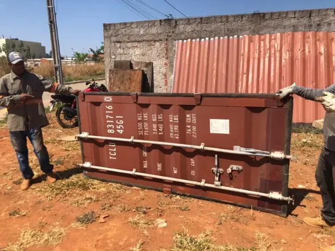 Porta Container