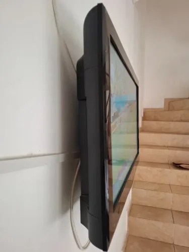 TV Buster 24" - (não é smart tv)