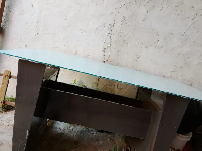 MESA DE VIDRO