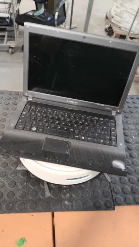 Samsung R440