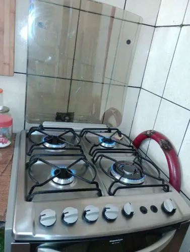 Fogão Eletrolux corta gás 
