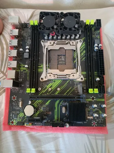 X99 PR9 Machinist - Placa mãe - Duas Mine ventoinhas - DDr4 + Suporte Air cooler