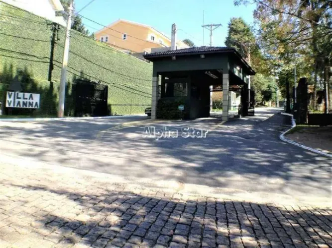 Lote Maravilhoso, Excelente Condomínio, Alto Padrão, venda - Villa Vianna - Cotia/SP