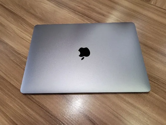 MacBook Air M1 - 512 Gb SSD / 8 Gb RAM - Impecável