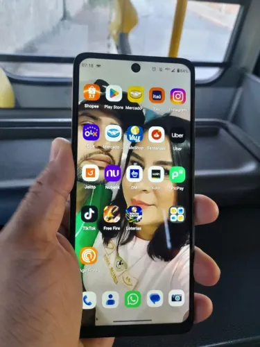 Celular Motorola Moto g60 6gb de ram 128gn arm. Bem conservado.