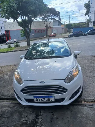 Ford Fiesta 1.5 16V Flex Mec. 5P 2015