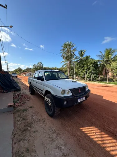 Mitsubishi L200 GL 2.5 4X4 CD Diesel 2008