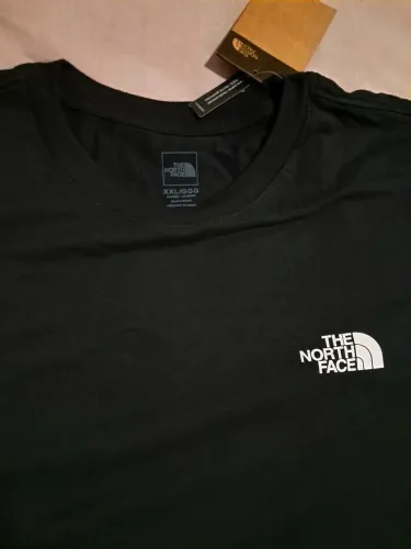 Camiseta The North Face.  -     XXL