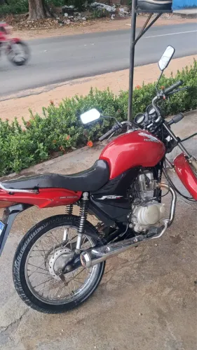 Vende-se Fan 150. 2011
