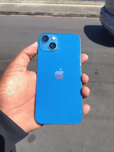iPhone 13