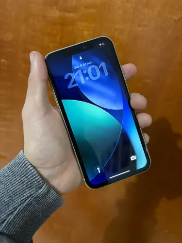 iPhone 11 All White