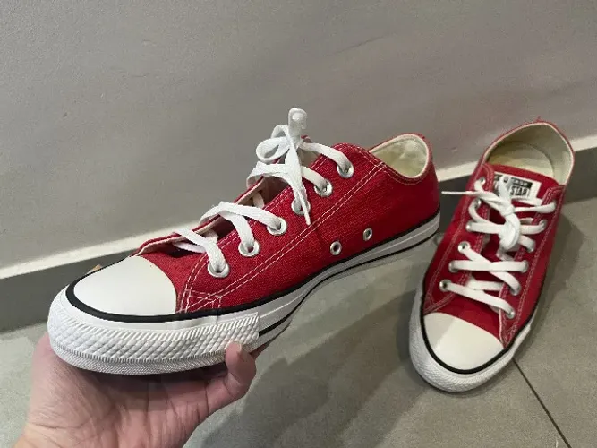 Tênis TAM. 38 Converse Chuck Taylor All Star Cano Baixo - Vermelho+Preto