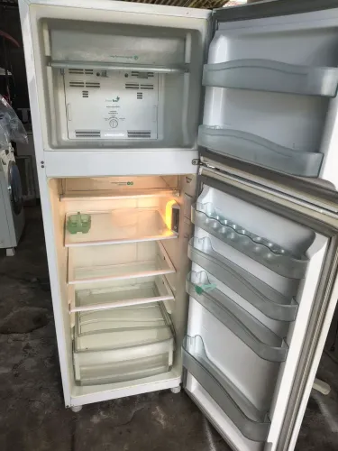 Geladeira consul Frost Free