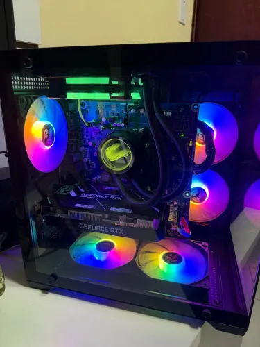 Pc gamer i7 7700k Rtx3050 Roda tudo 