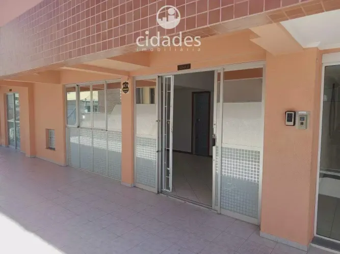 Sala comercial para aluguel próximo a faculdade Estácio de Sá em Barreiros