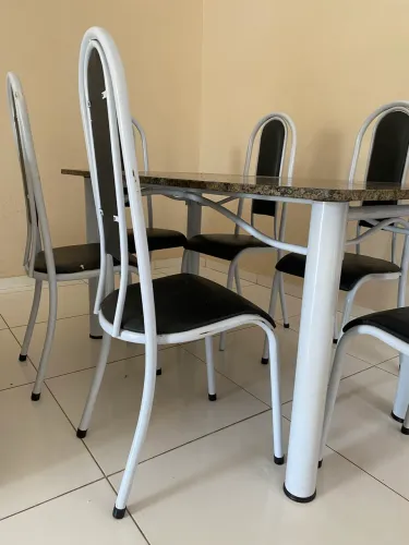 Mesa 6 cadeiras 