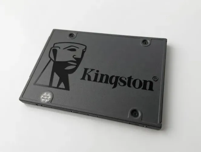 SSD SATA Kingston 240Gb