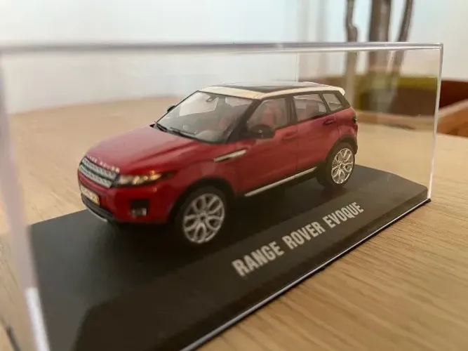 Miniatura Land Rover Evoque 1.43.