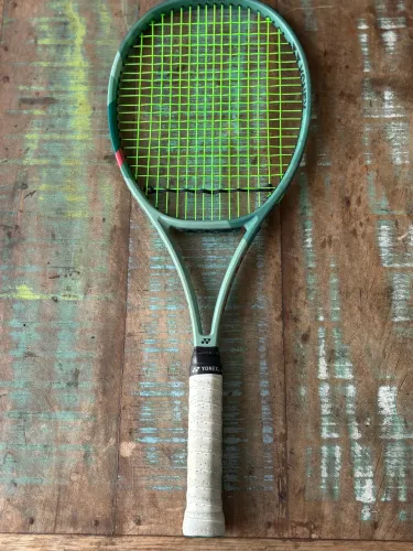 Raquete Yonex Percept 97
