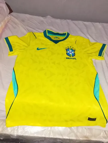 Camisa do Brasil leia a discrição