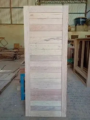 Porta de 2.10 x 0.80 - Ripada (LEIA A DESCRIÇÃO)
