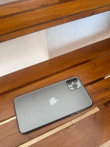 iPhone 11 Pro Max 64 mb