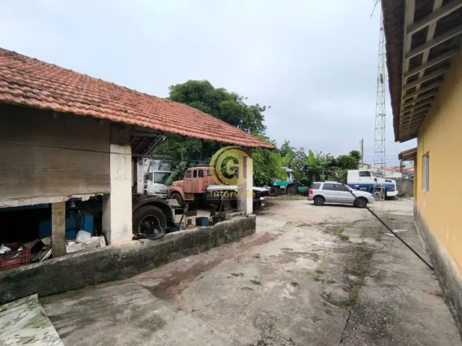 CHACARA RESIDENCIAL A VENDA EM JACAREI NO BAIRRO CIDADE SALVADOR. OTIMA LOCALIZAÇÃO NO BAI