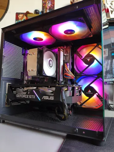 PC Gamer Completo i5-8600K GTX 1660 + 16GB ram + Monitor 24 + Teclado Mecânico e mouse RGB