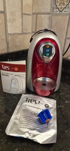 Máquina de Café Tres Corações Modo S04 - Vermelha (Pouco Uso)