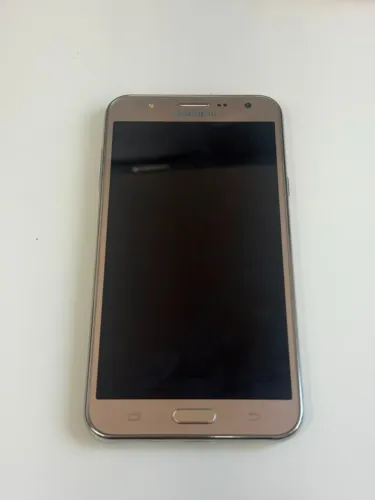 Samsung J7